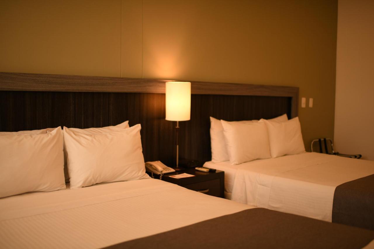 Mi Hotel Sandiego Медельїн Екстер'єр фото