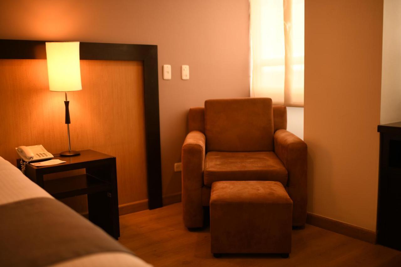 Mi Hotel Sandiego Медельїн Екстер'єр фото